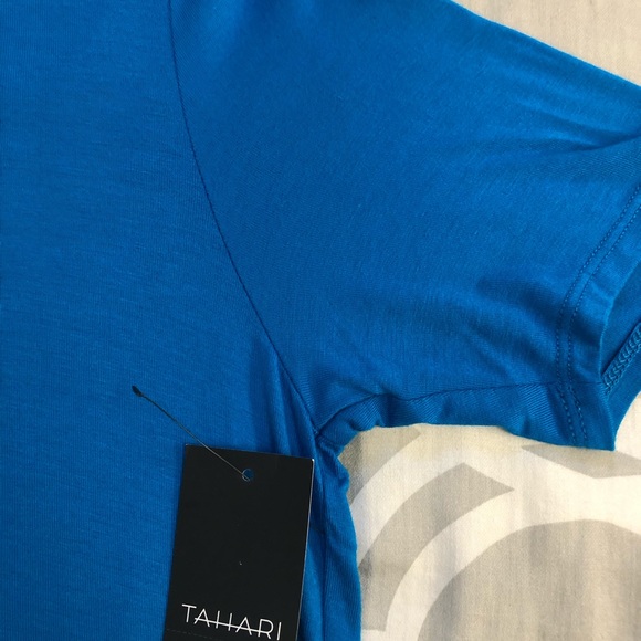 Stylish blue Women’s Top Tahari Brand stretch short sleeved crew neck open back - Picture 8 of 12